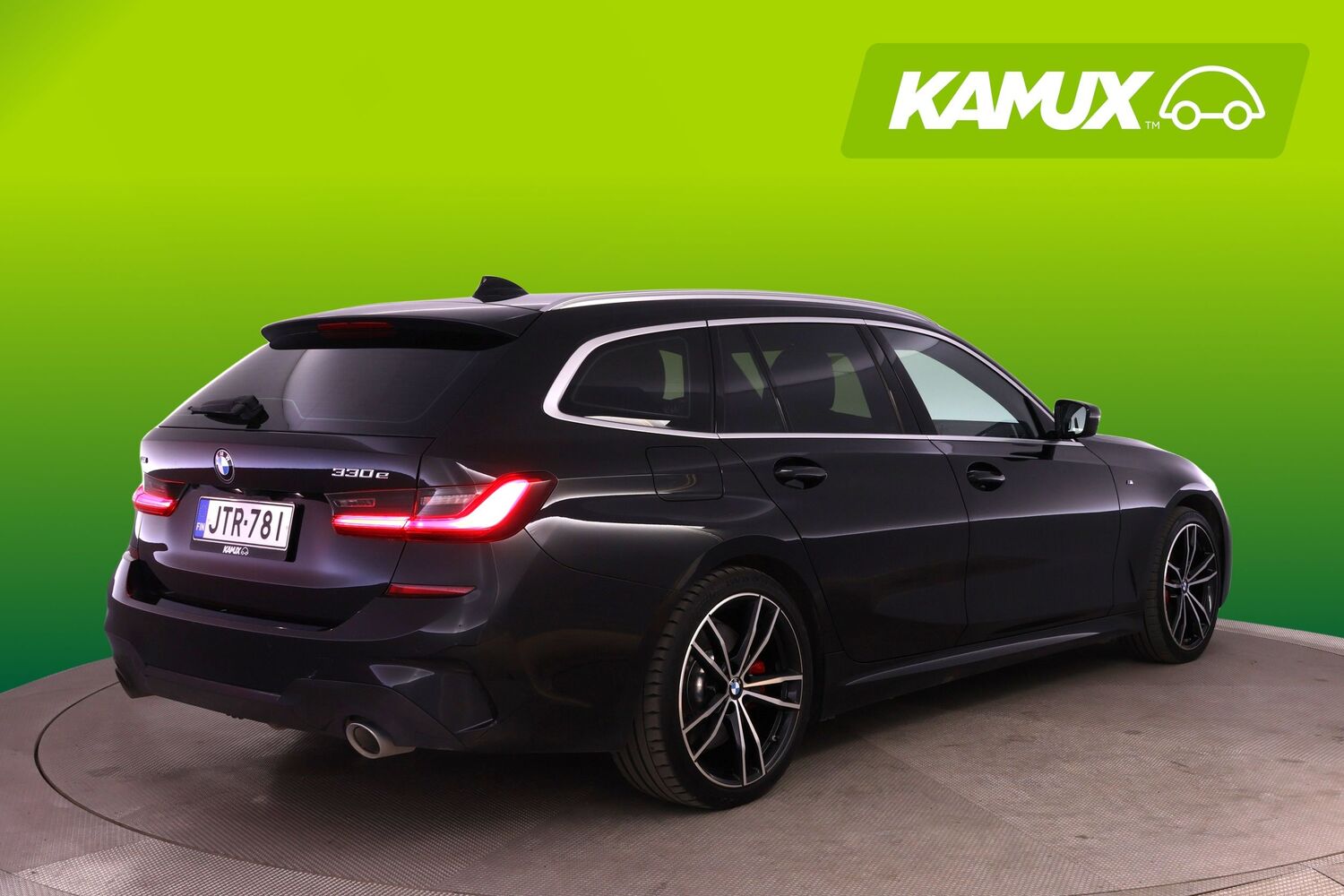 BMW 330 vaihtoauto