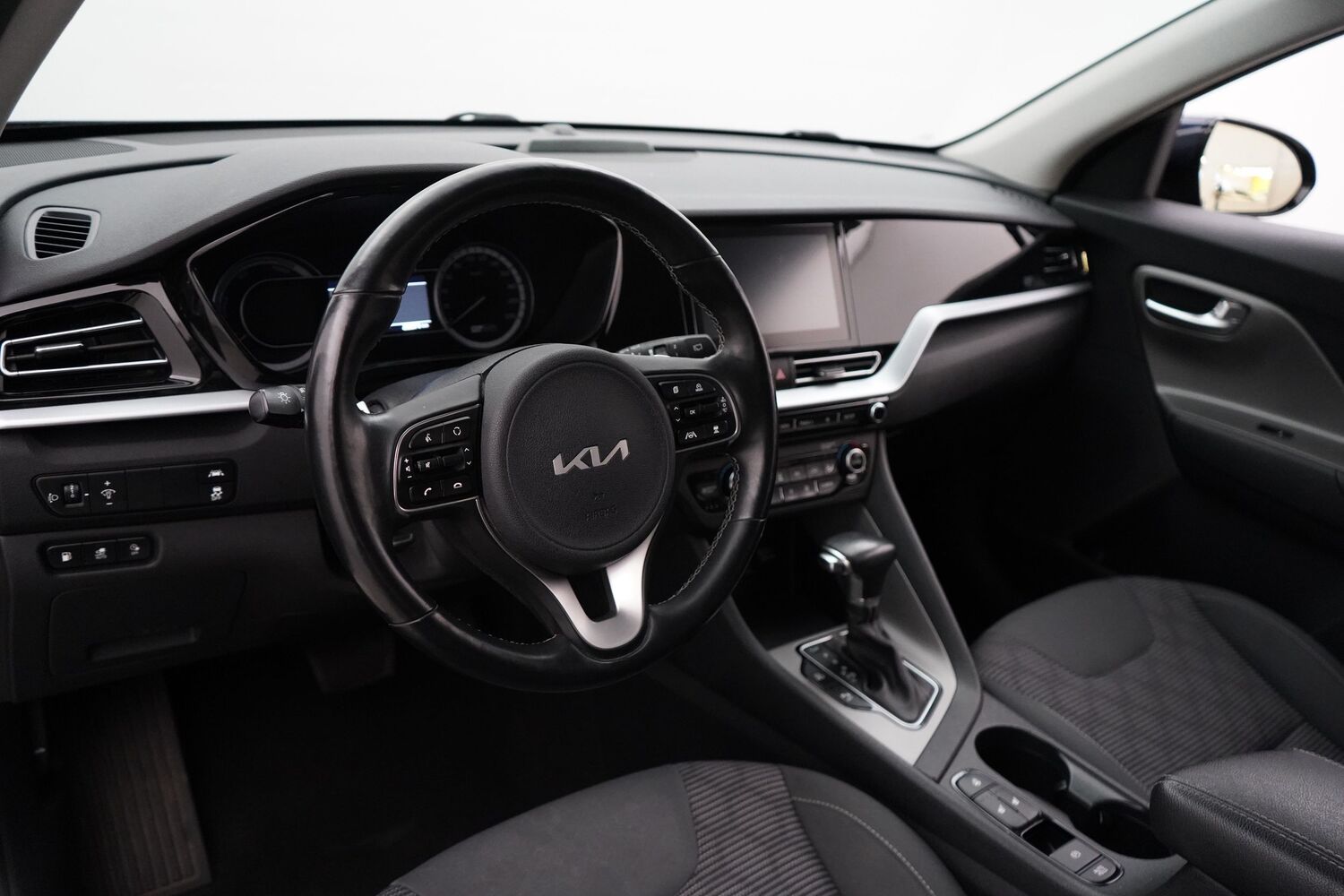 Kia Niro vaihtoauto