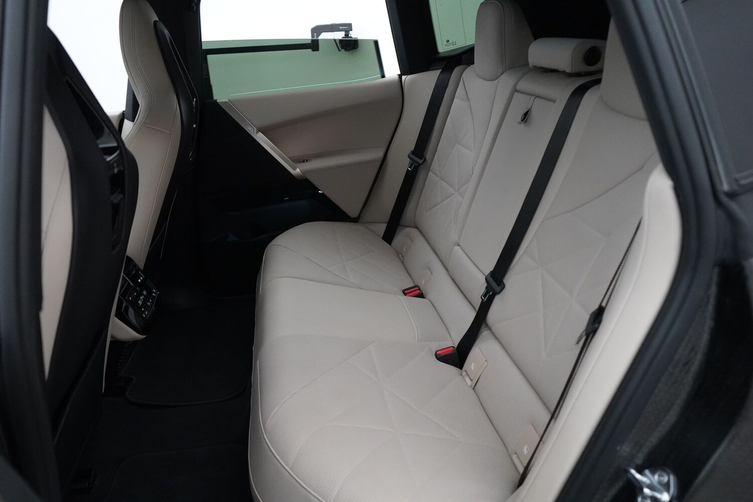 BMW iX vaihtoauto