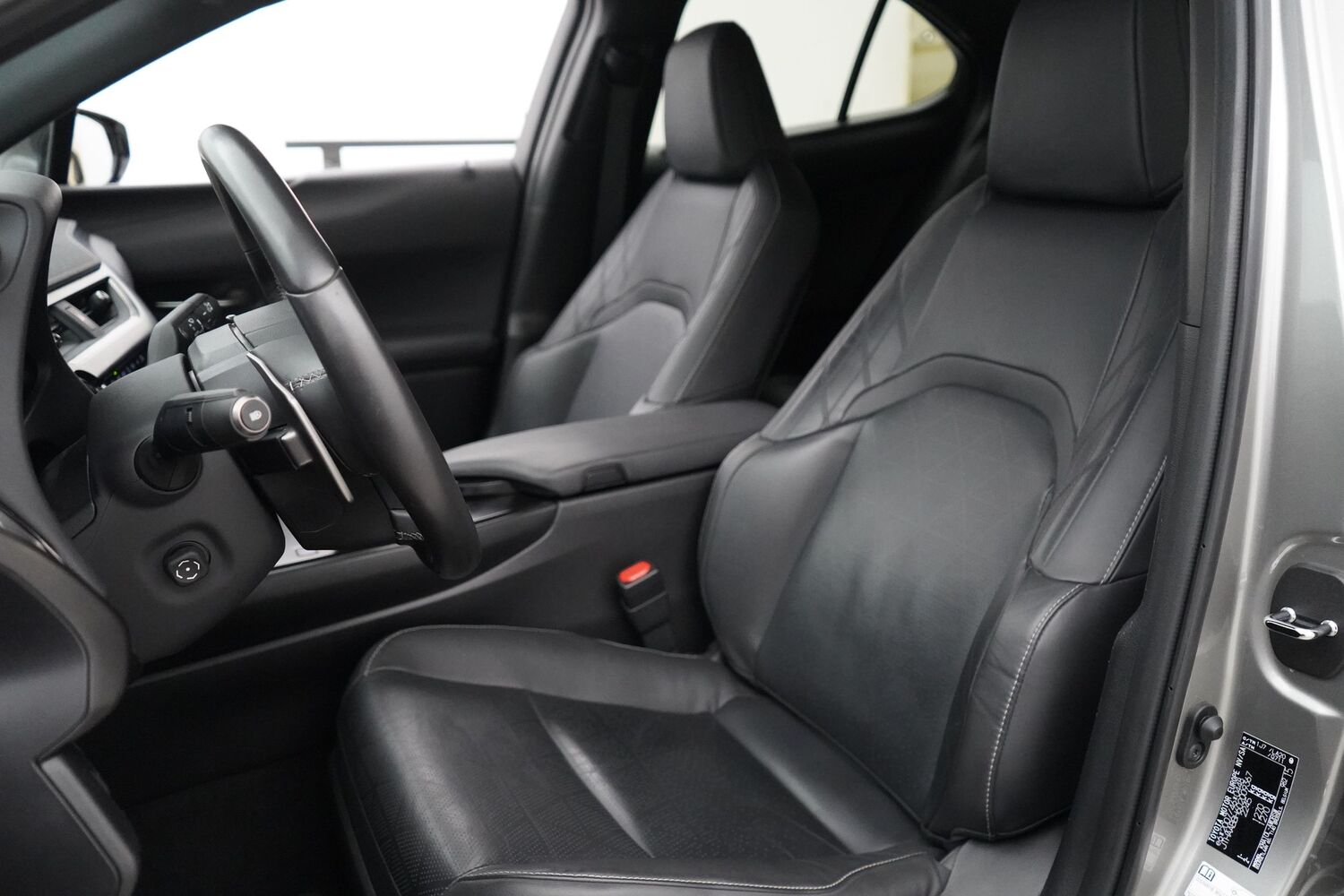 Lexus UX vaihtoauto
