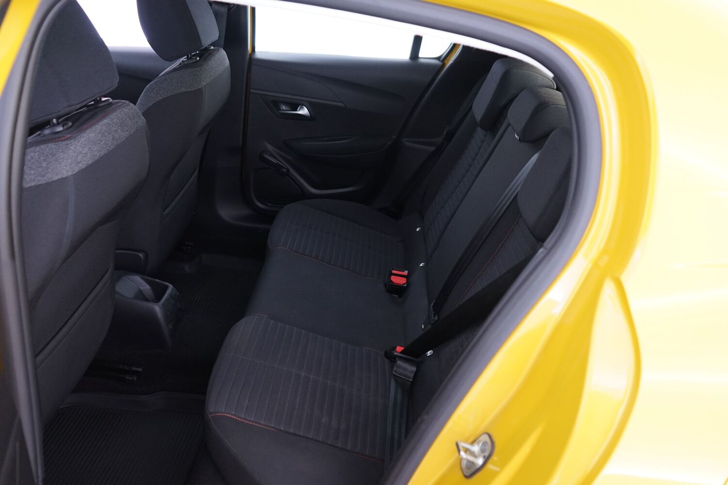 Peugeot 208 vaihtoauto
