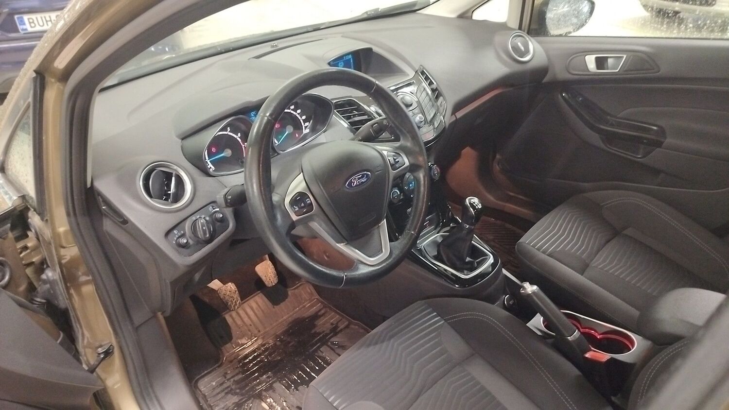 Ford Fiesta vaihtoauto
