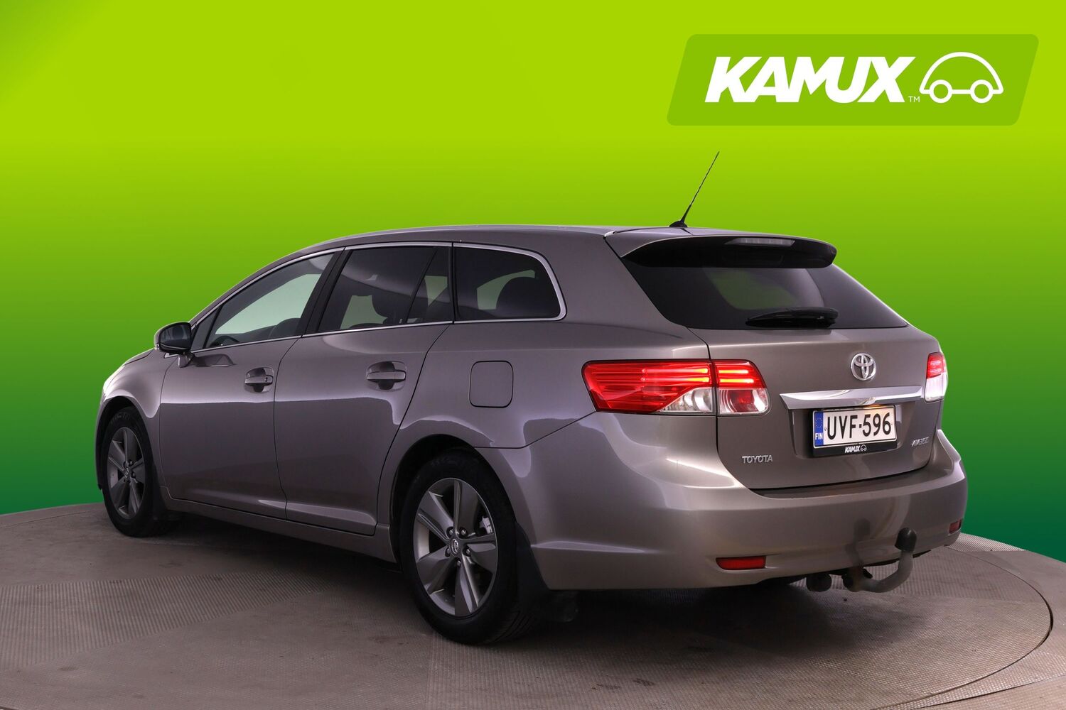 Toyota Avensis vaihtoauto