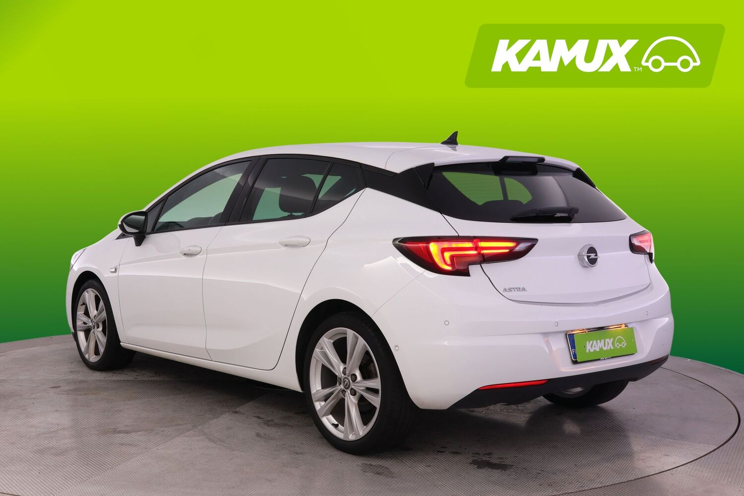 Opel Astra vaihtoauto
