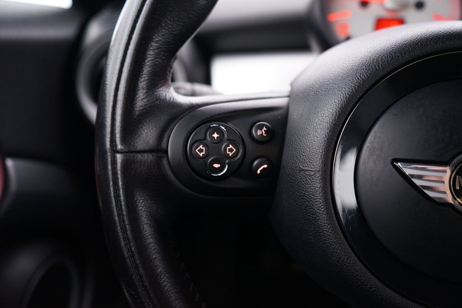 Mini Cooper vaihtoauto