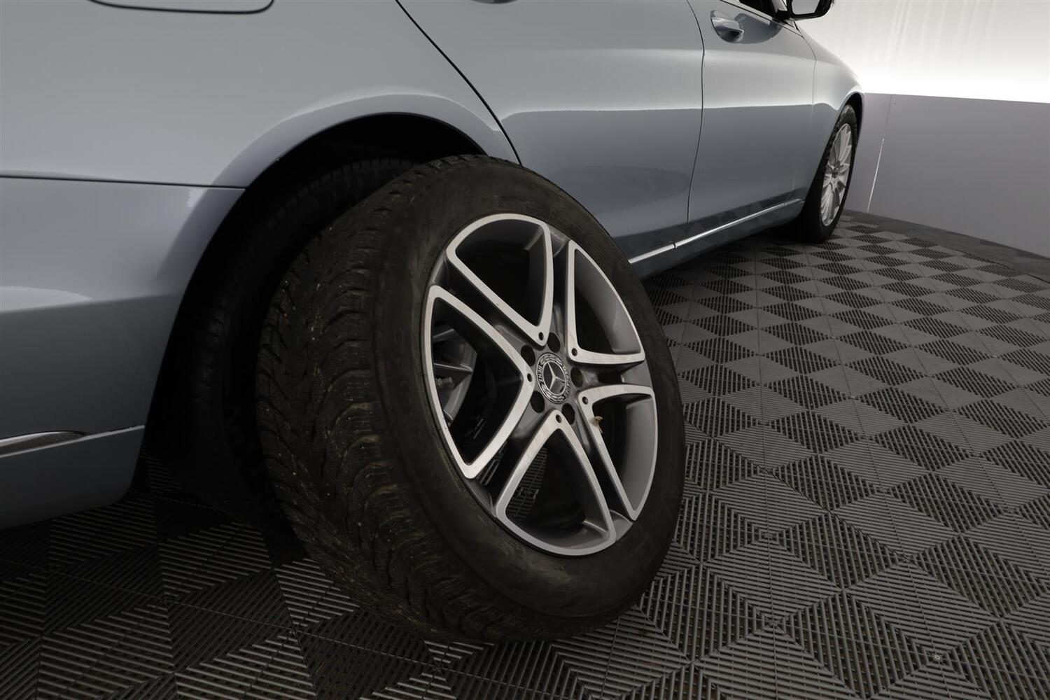 Mercedes-Benz S vaihtoauto