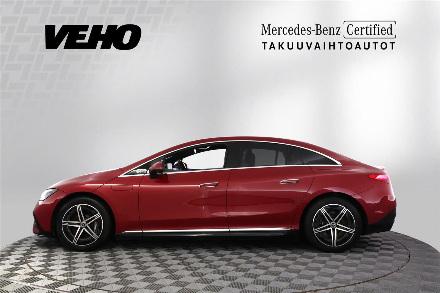 Mercedes-Benz EQE vaihtoauto