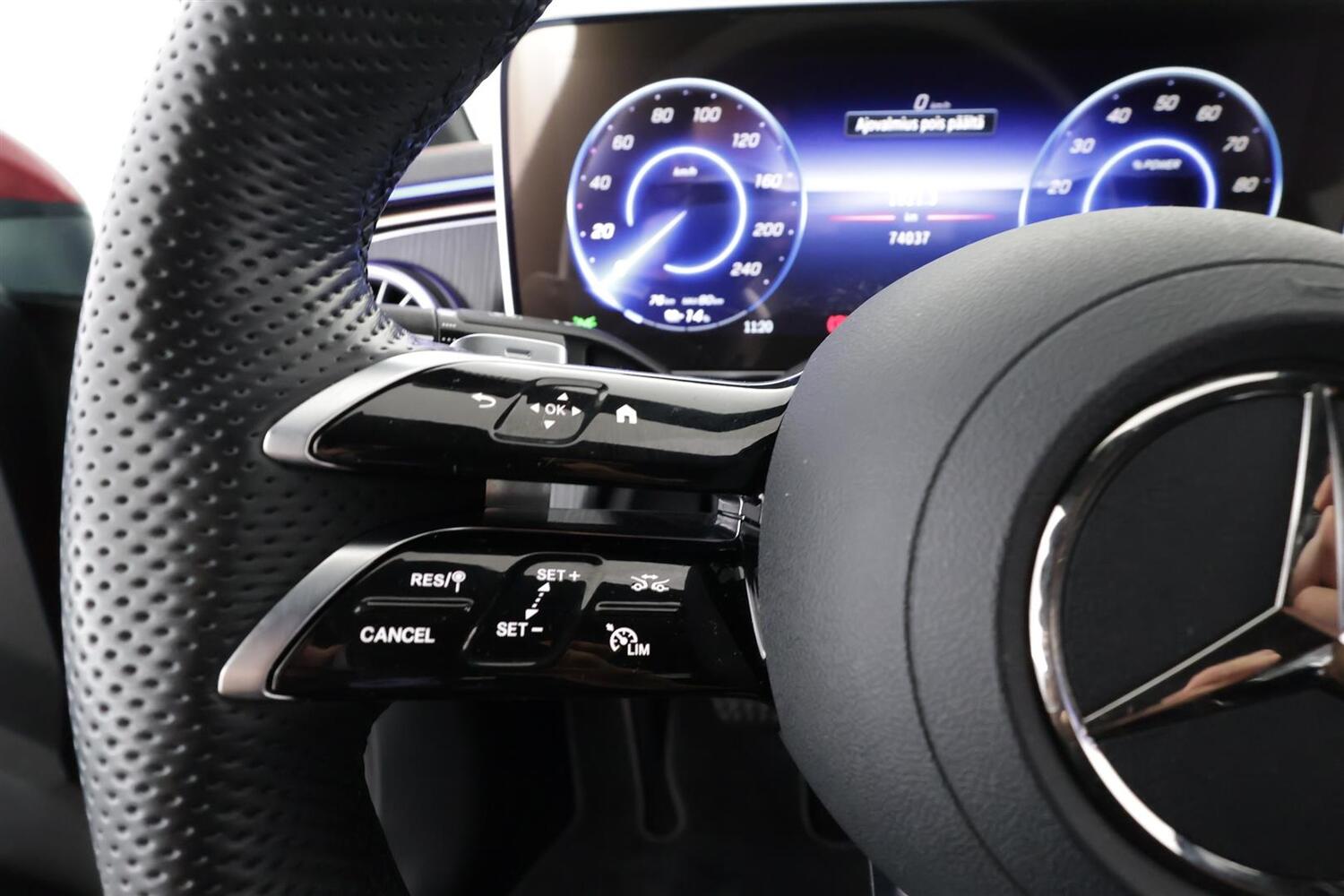 Mercedes-Benz EQE vaihtoauto