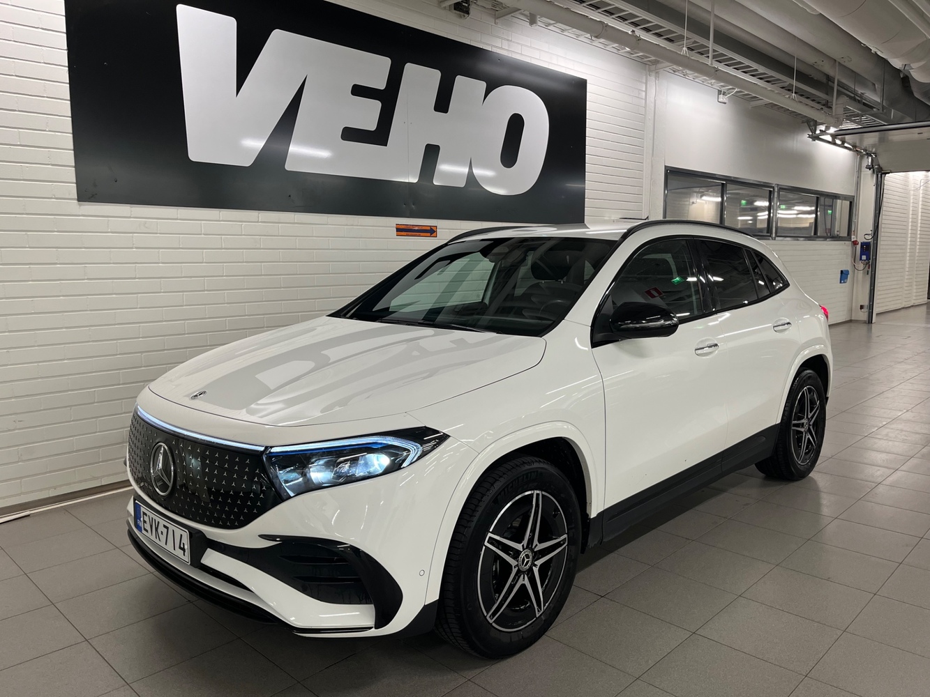 Mercedes-Benz EQA vaihtoauto