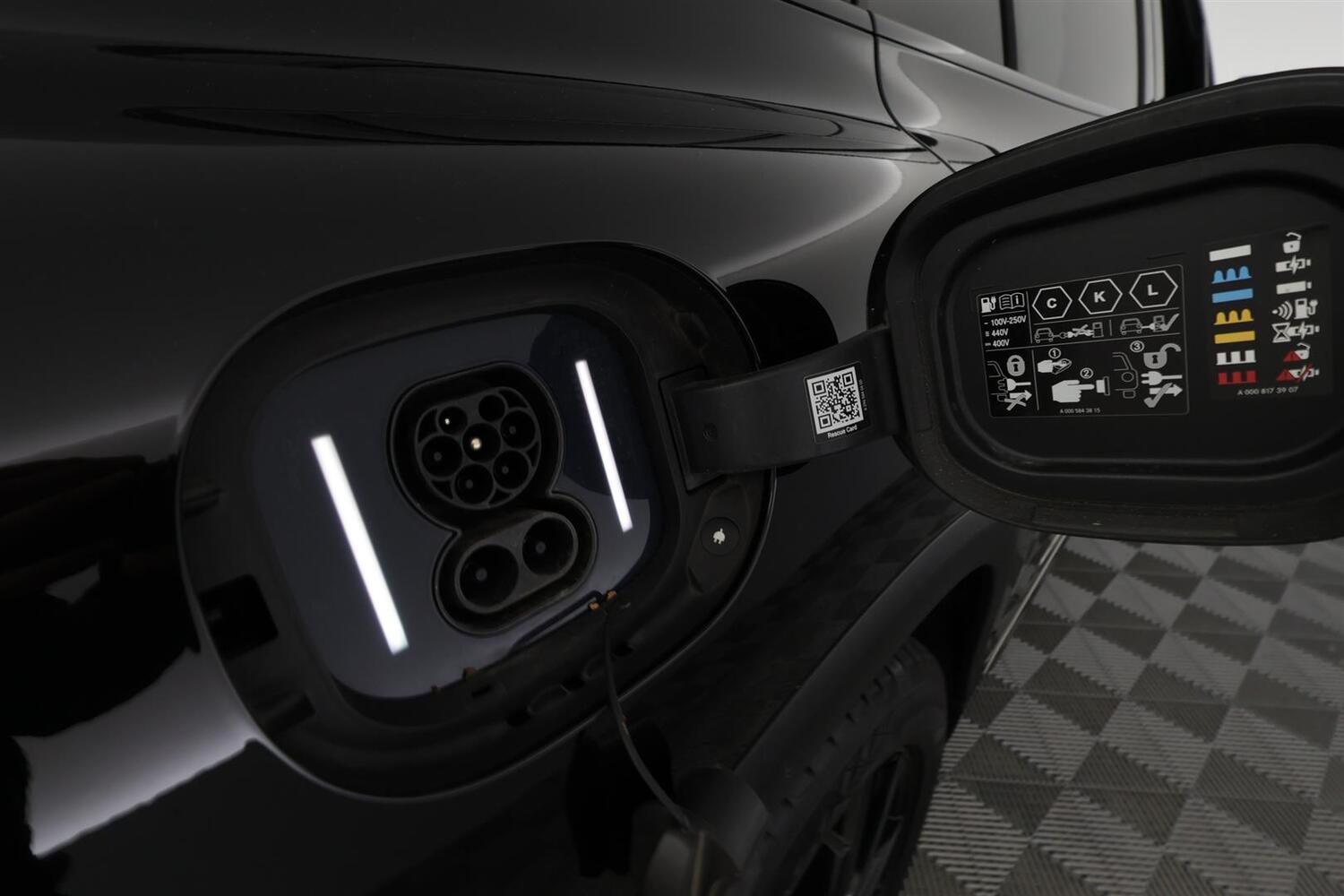 Mercedes-Benz EQS vaihtoauto