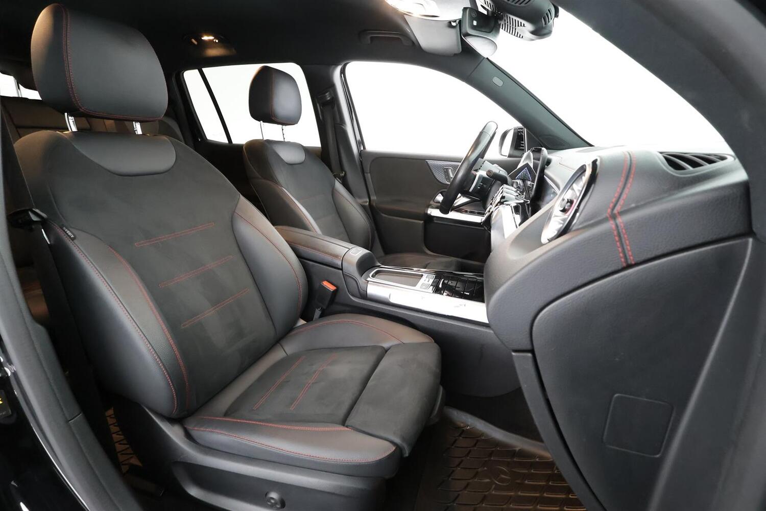 Mercedes-Benz EQB vaihtoauto