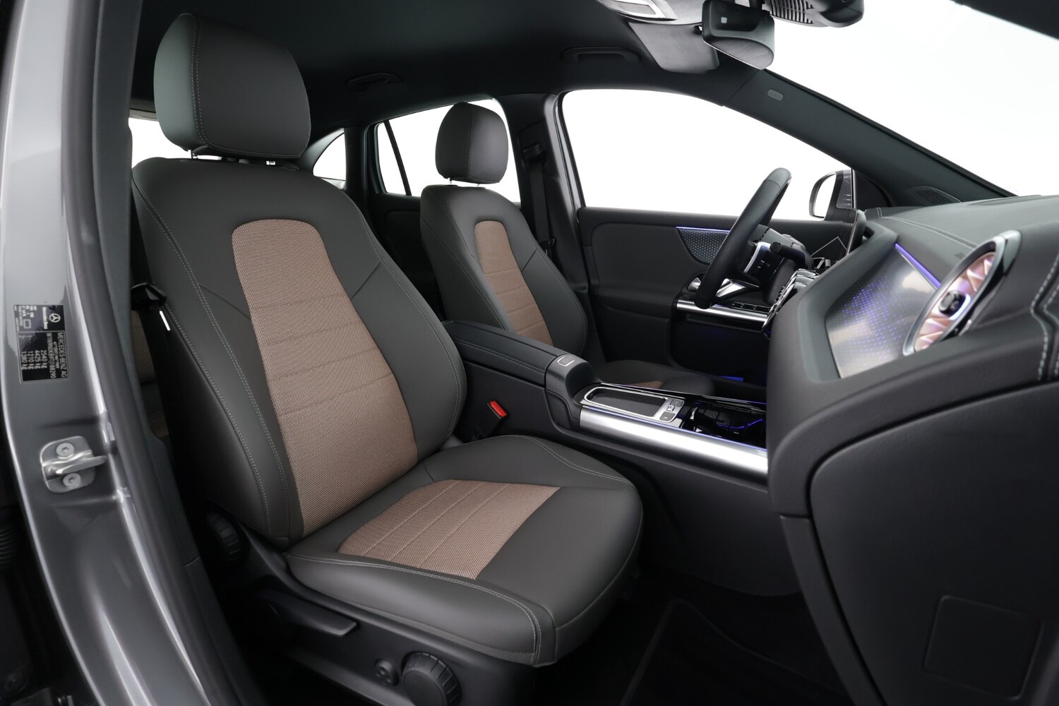 Mercedes-Benz EQA vaihtoauto