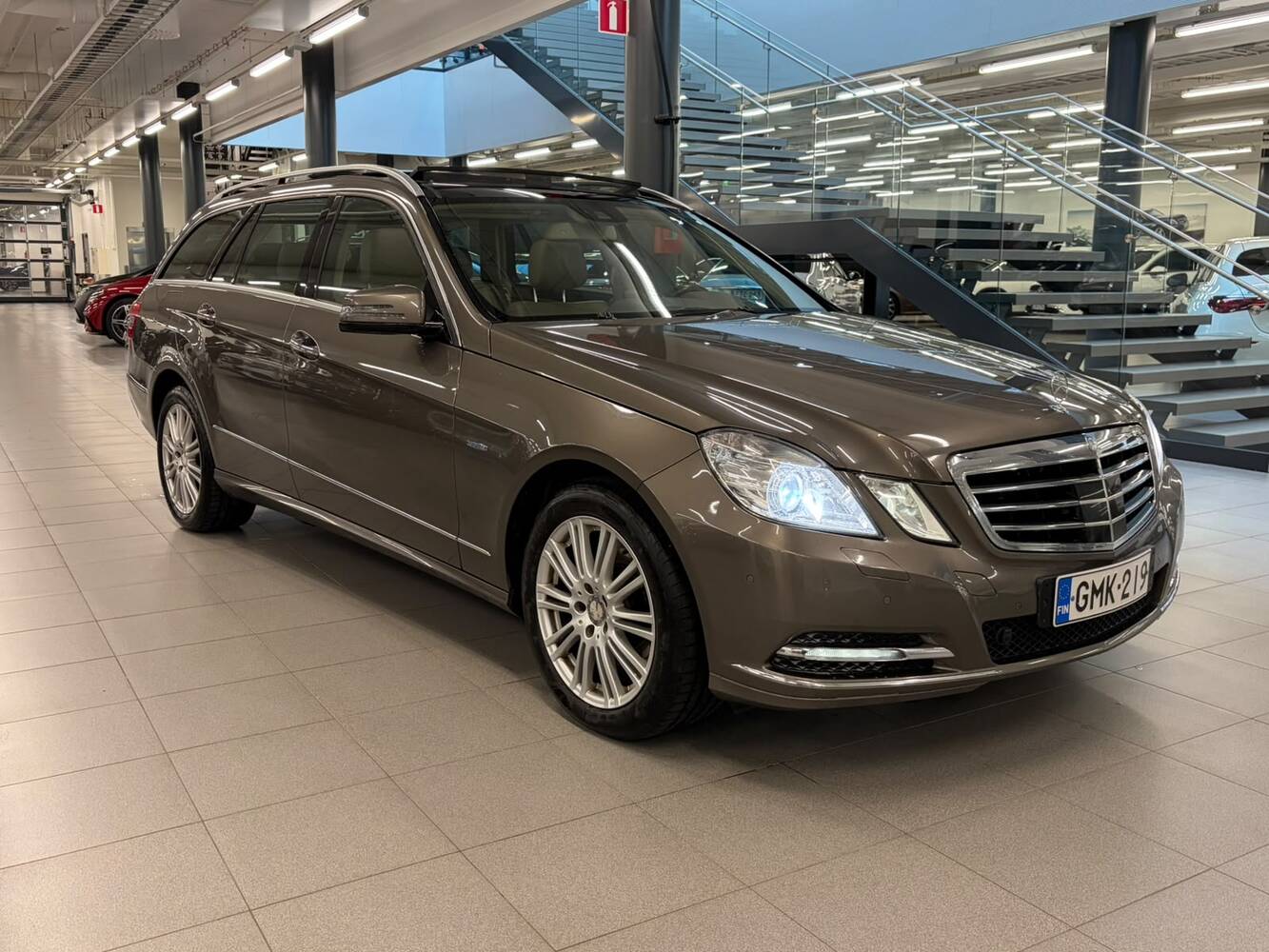 Mercedes-Benz E vaihtoauto