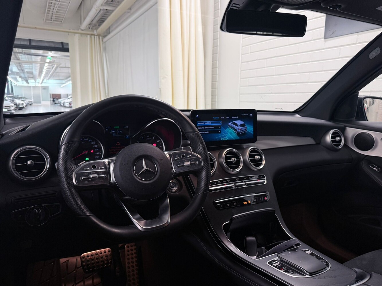 Mercedes-Benz GLC vaihtoauto