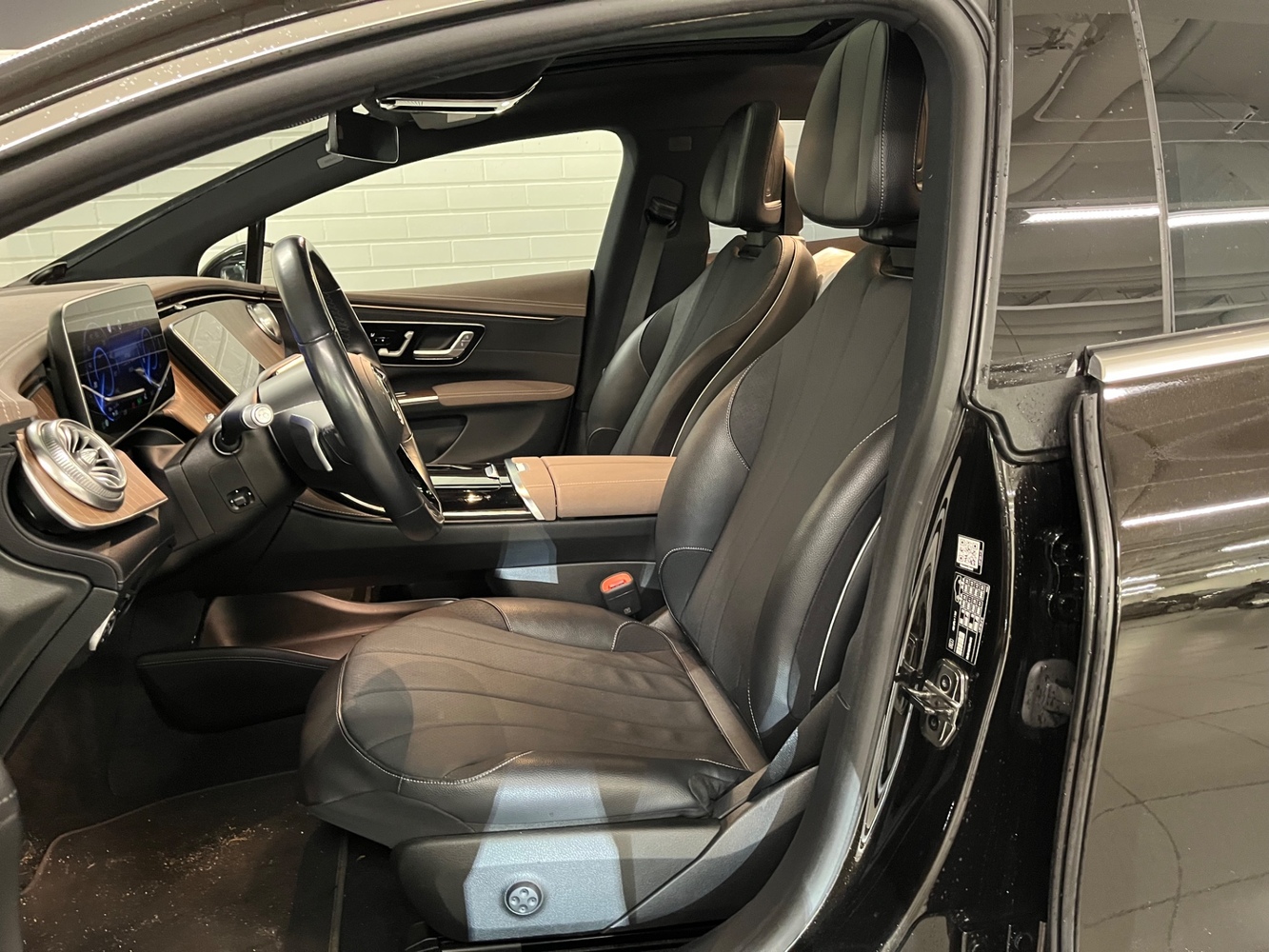 Mercedes-Benz EQS vaihtoauto