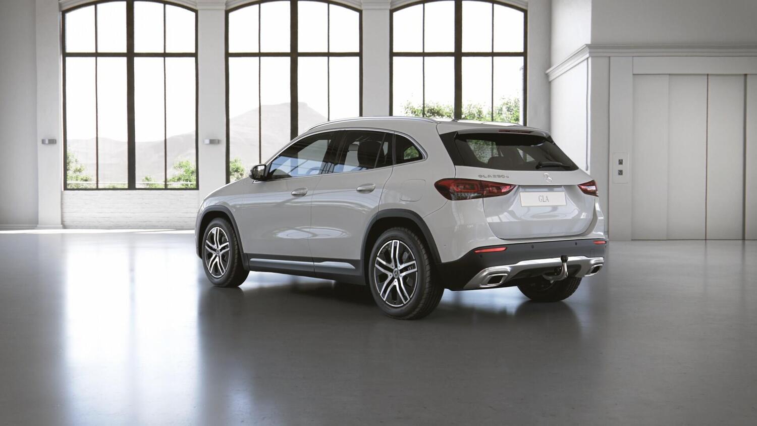 Mercedes-Benz GLA vaihtoauto