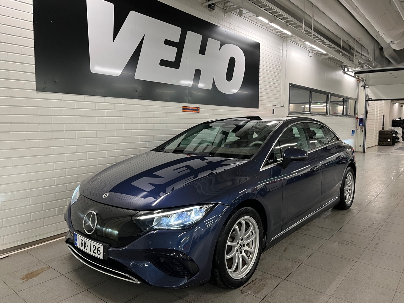 Mercedes-Benz EQE vaihtoauto