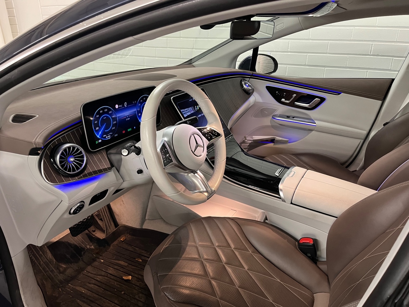 Mercedes-Benz EQE vaihtoauto