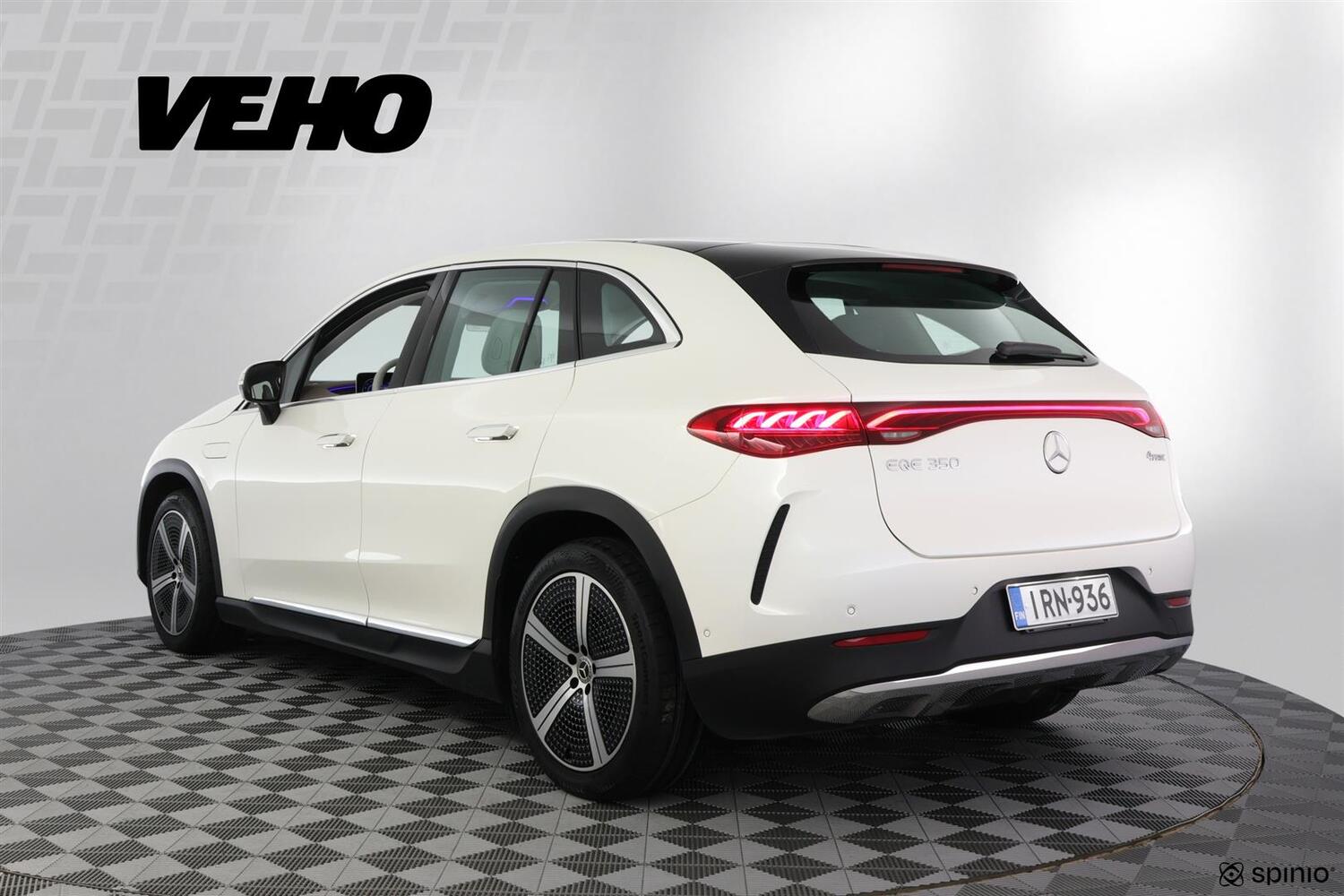 Mercedes-Benz EQE vaihtoauto