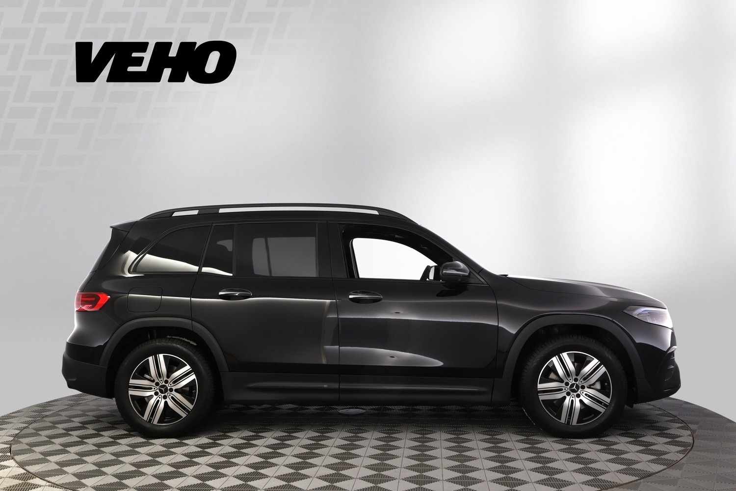 Mercedes-Benz EQB vaihtoauto