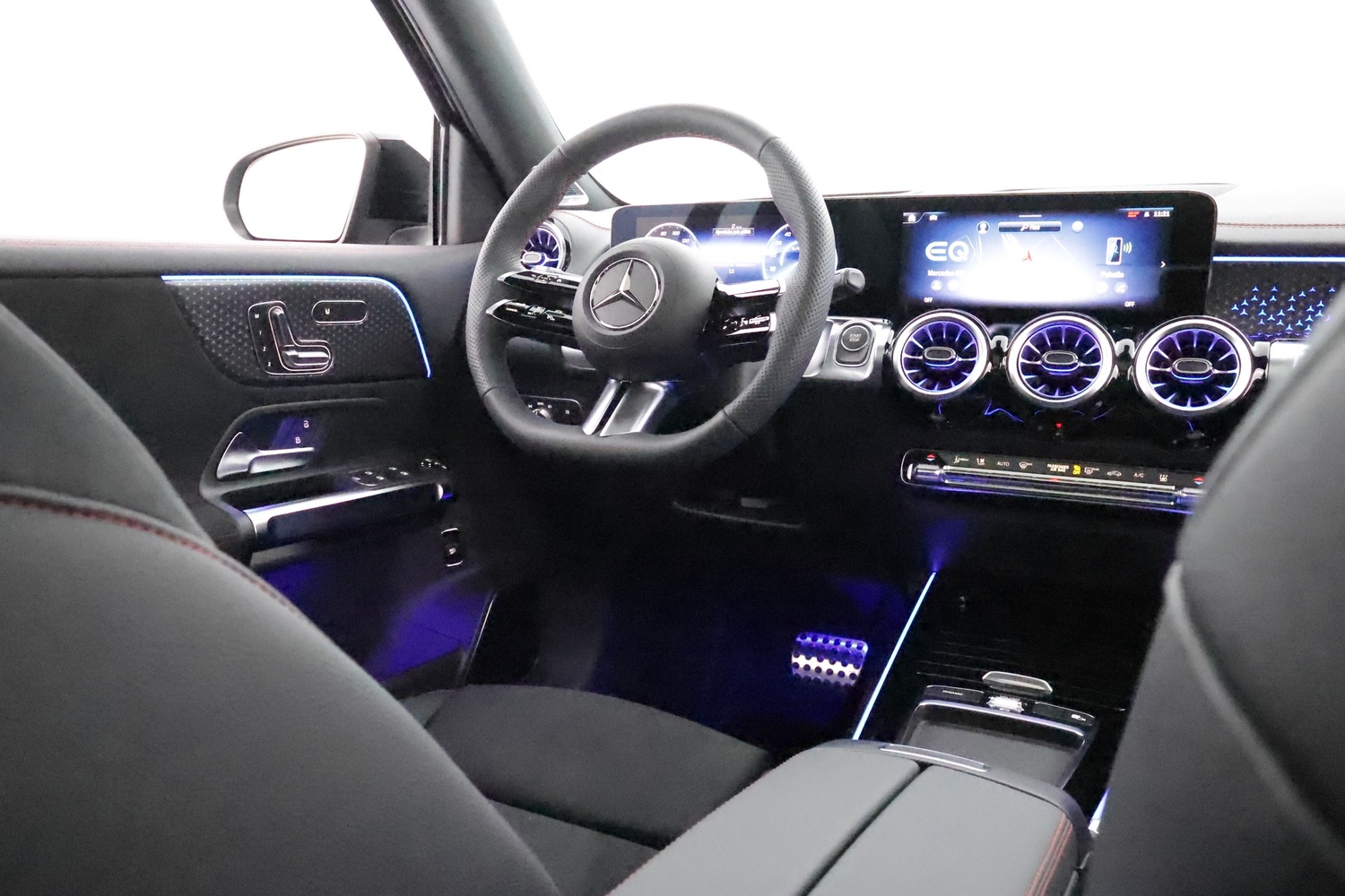 Mercedes-Benz EQB vaihtoauto