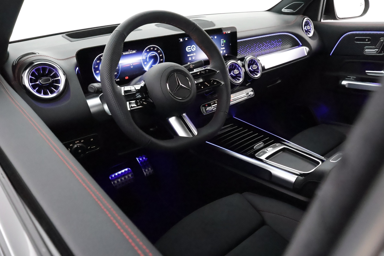 Mercedes-Benz EQB vaihtoauto