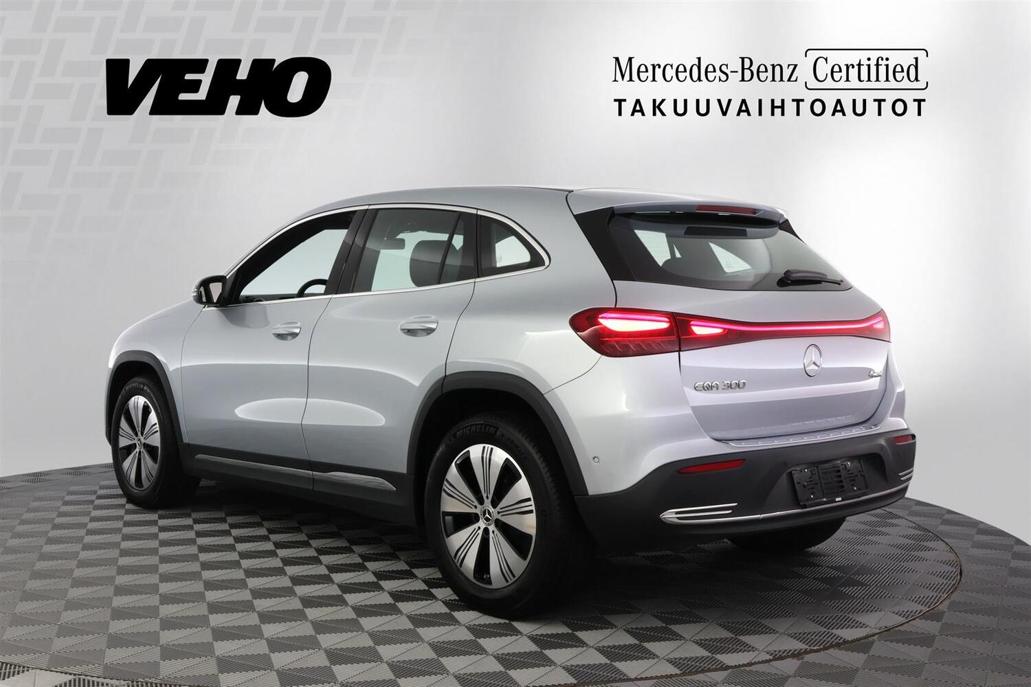Mercedes-Benz EQA vaihtoauto