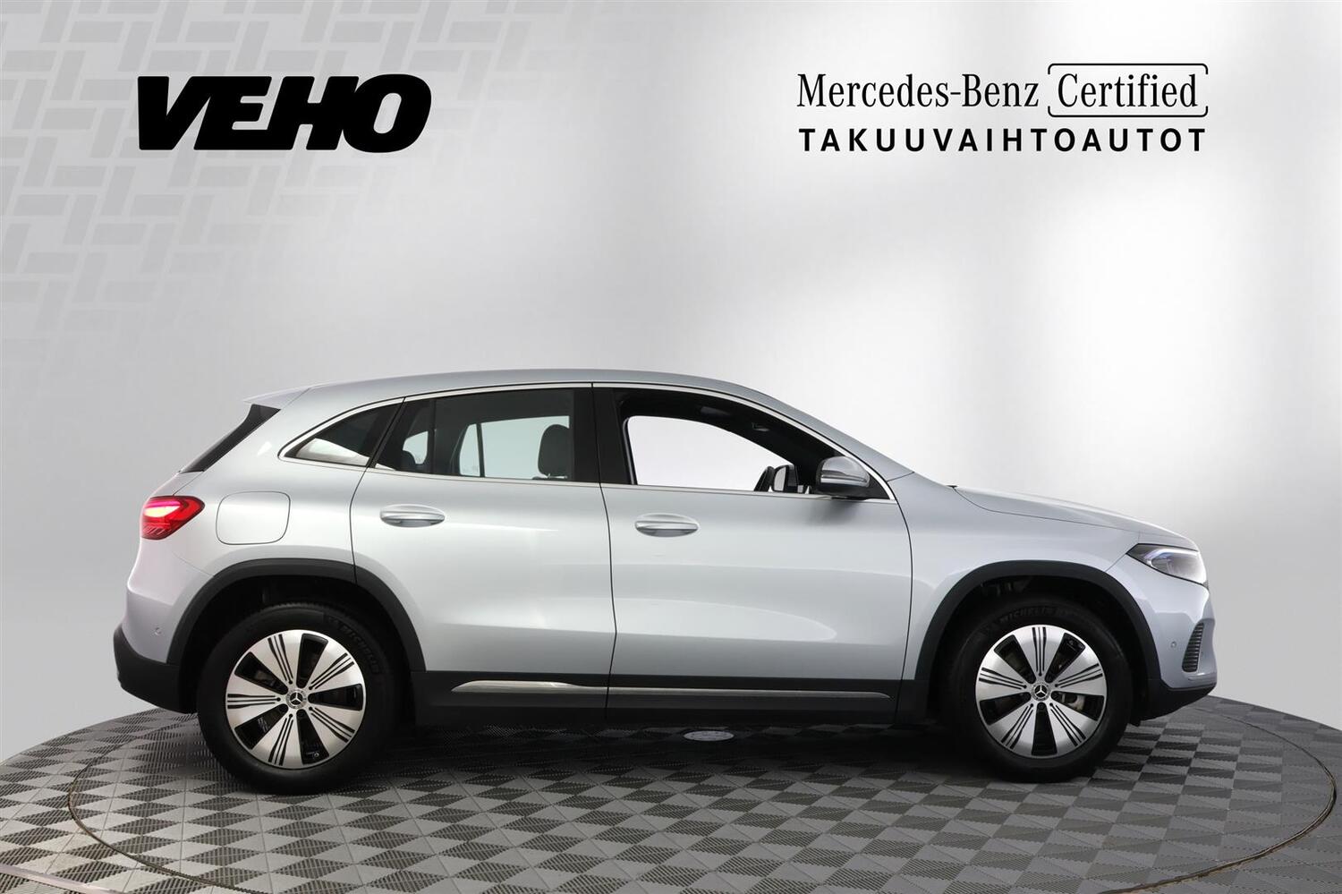 Mercedes-Benz EQA vaihtoauto
