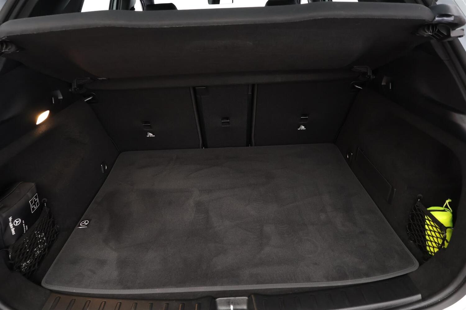 Mercedes-Benz EQA vaihtoauto