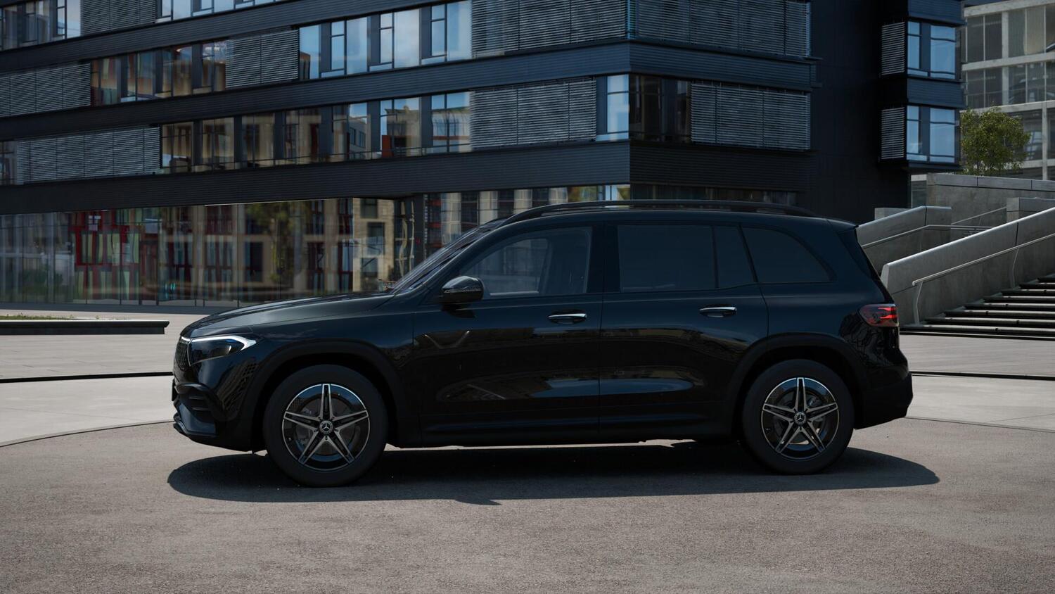 Mercedes-Benz EQB vaihtoauto