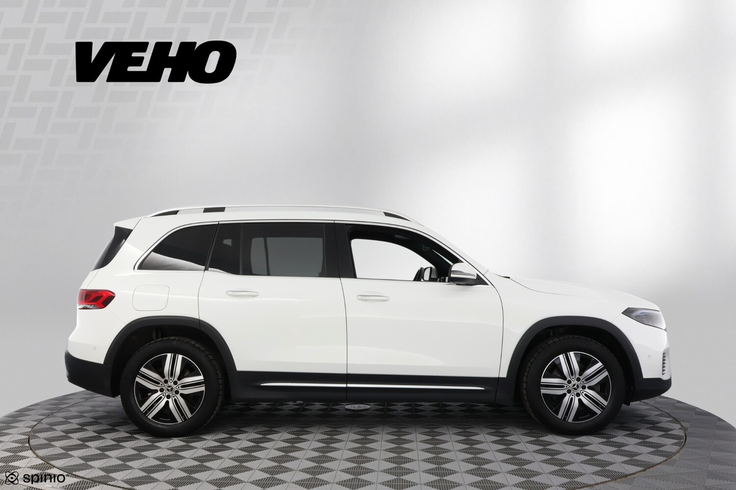 Mercedes-Benz EQB vaihtoauto