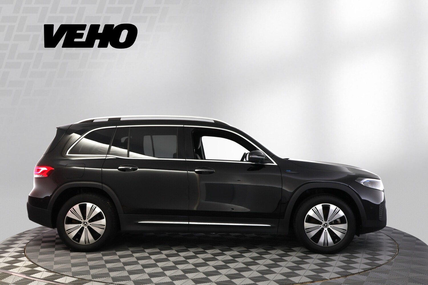 Mercedes-Benz EQB vaihtoauto