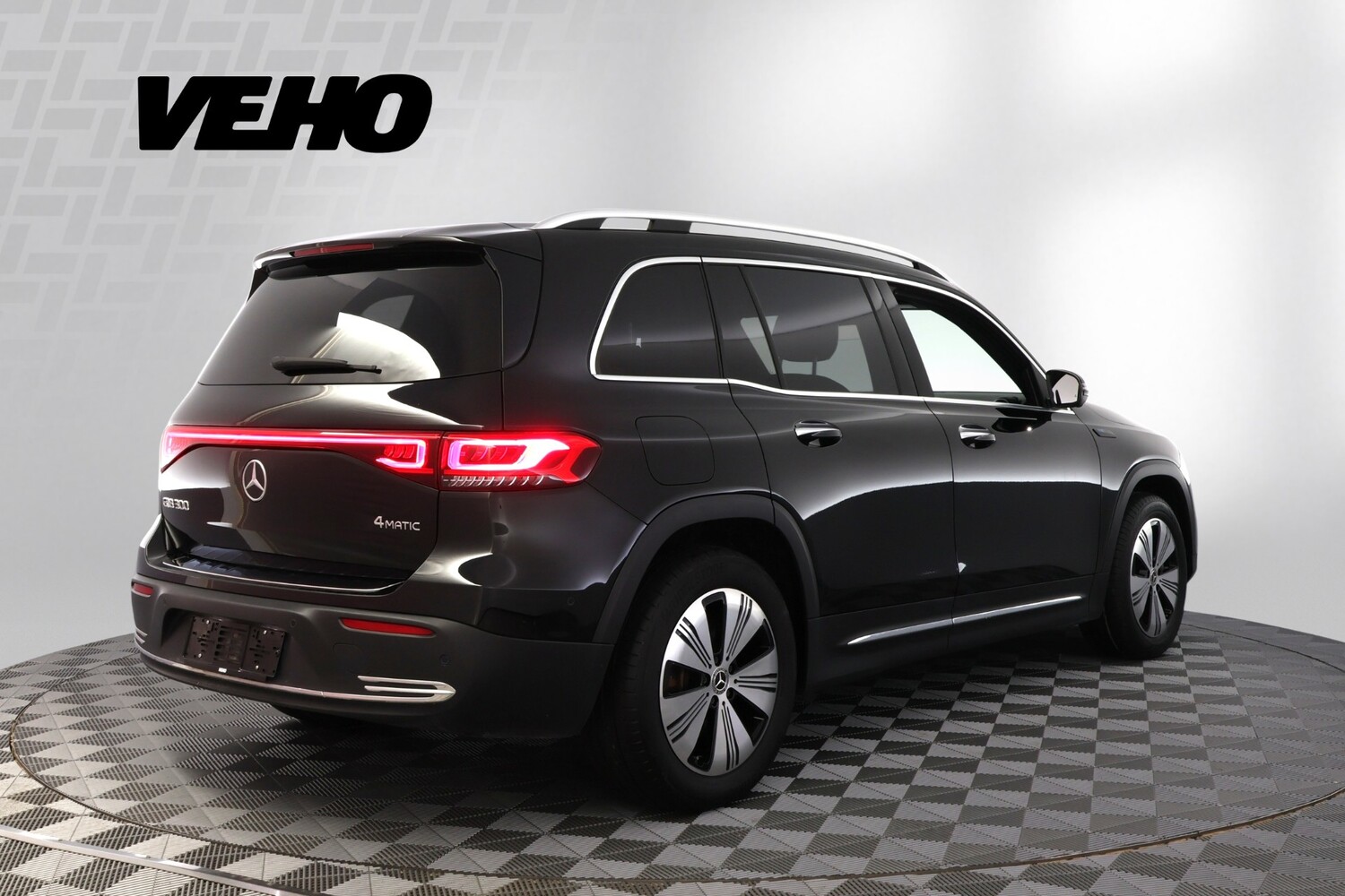 Mercedes-Benz EQB vaihtoauto
