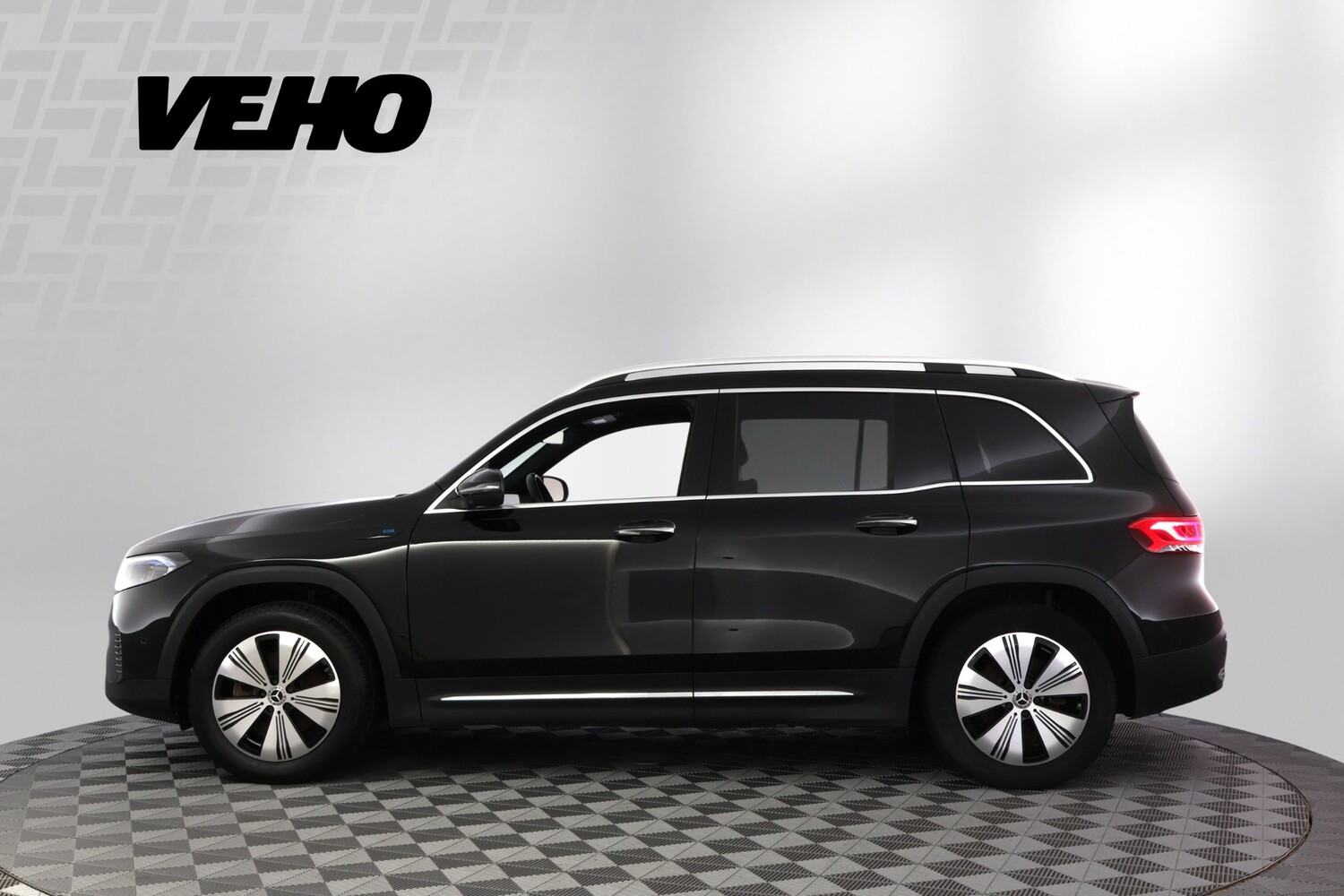 Mercedes-Benz EQB vaihtoauto