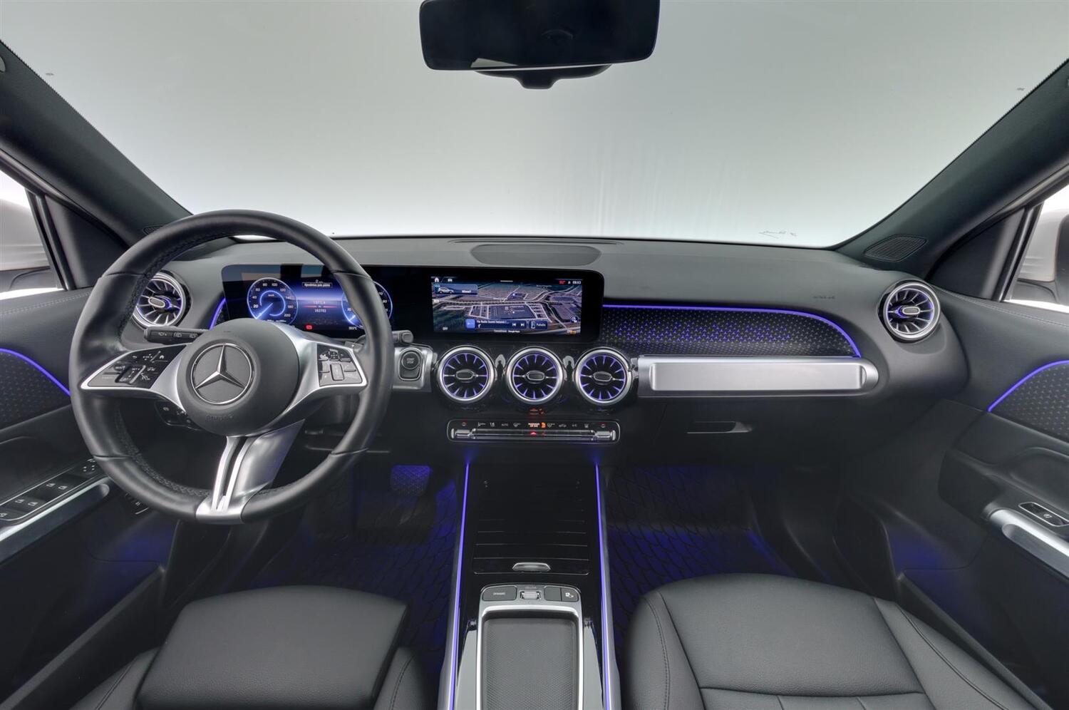 Mercedes-Benz EQB vaihtoauto