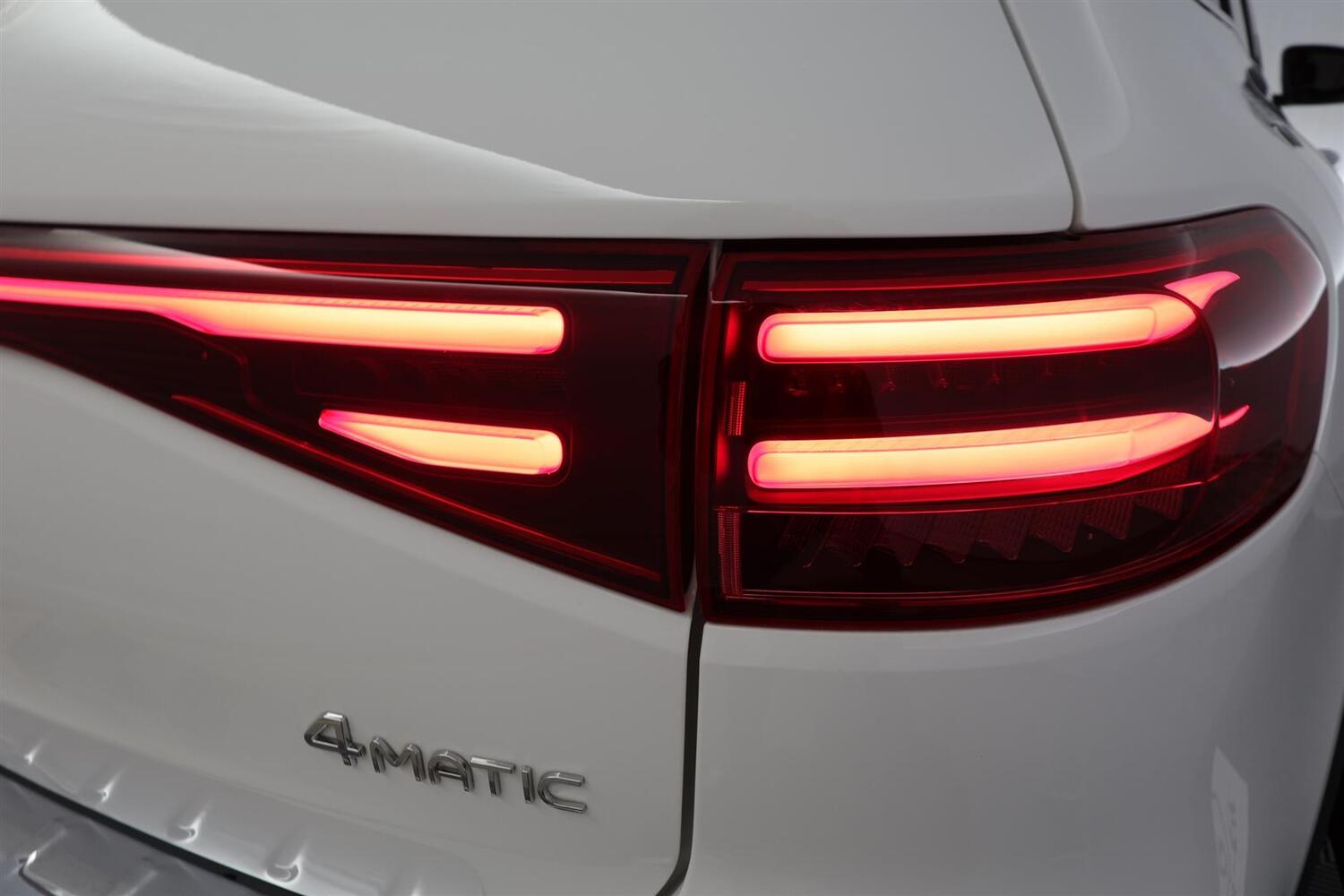 Mercedes-Benz EQB vaihtoauto
