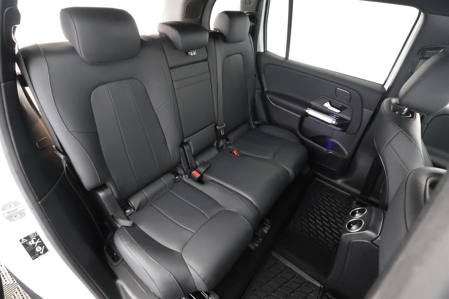 Mercedes-Benz EQB vaihtoauto