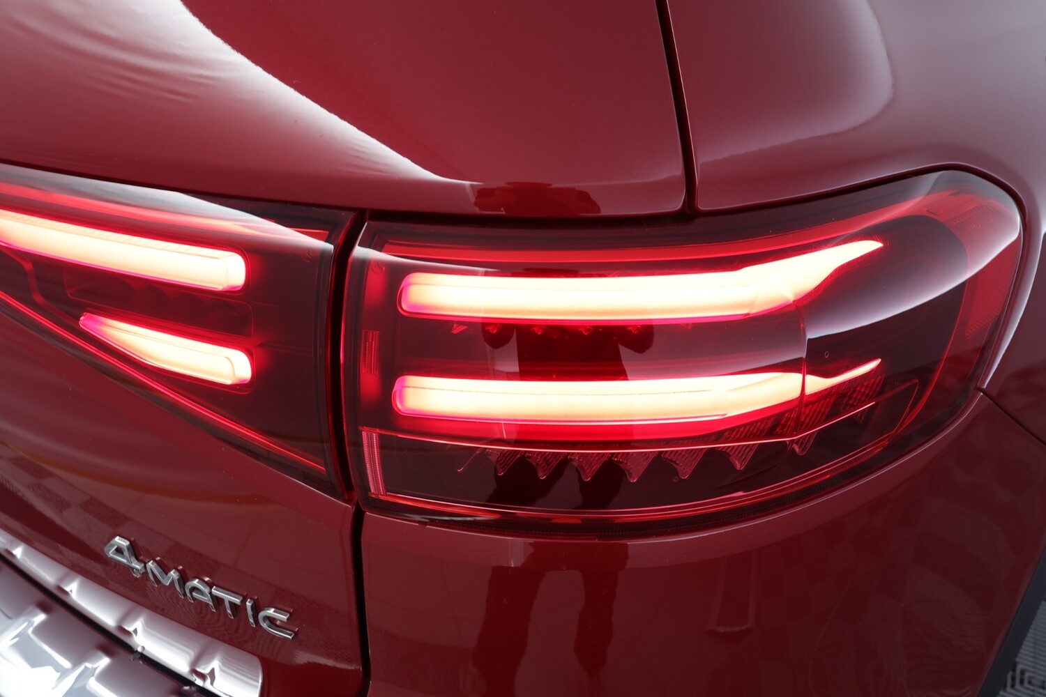 Mercedes-Benz EQB vaihtoauto