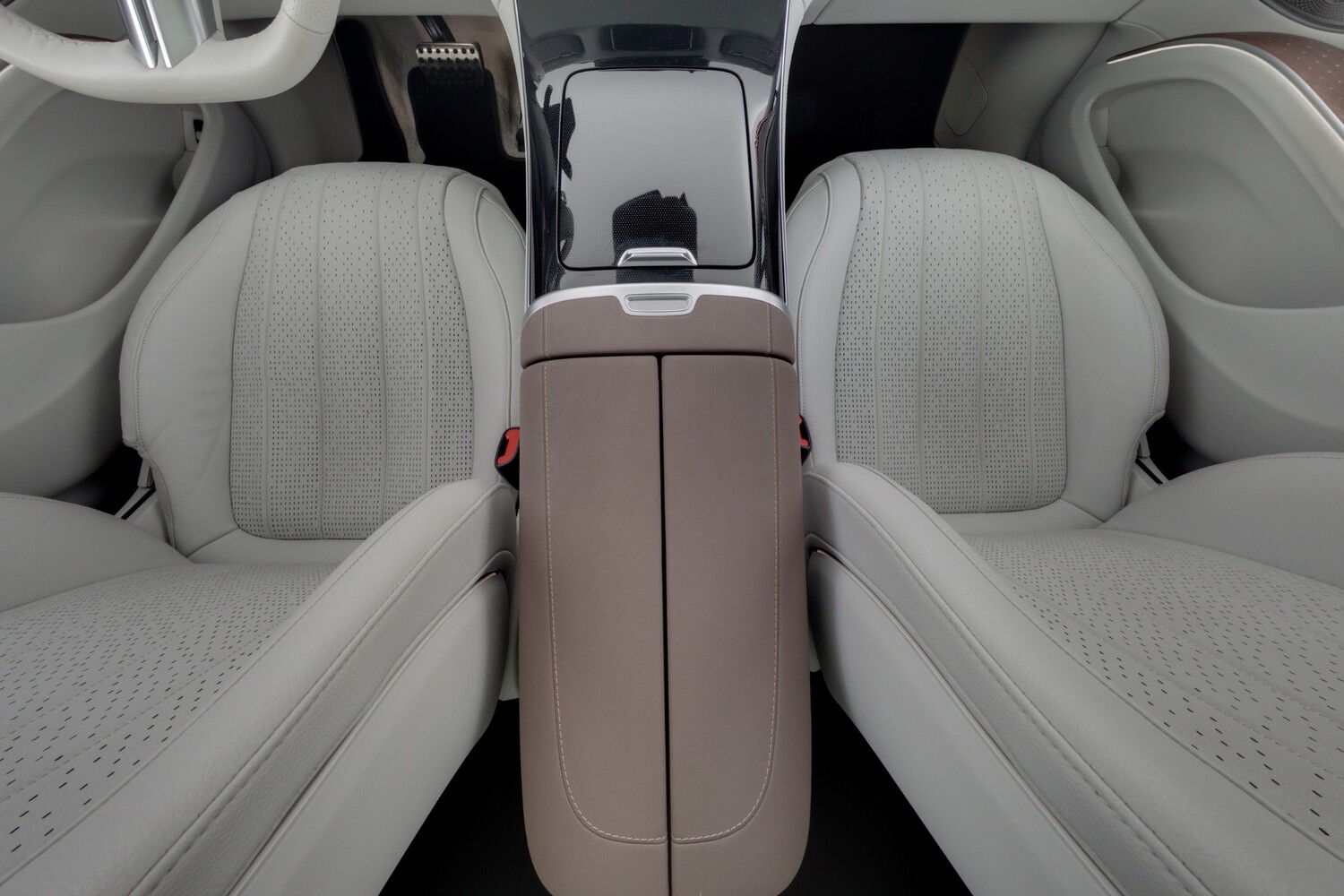 Mercedes-Benz EQS vaihtoauto