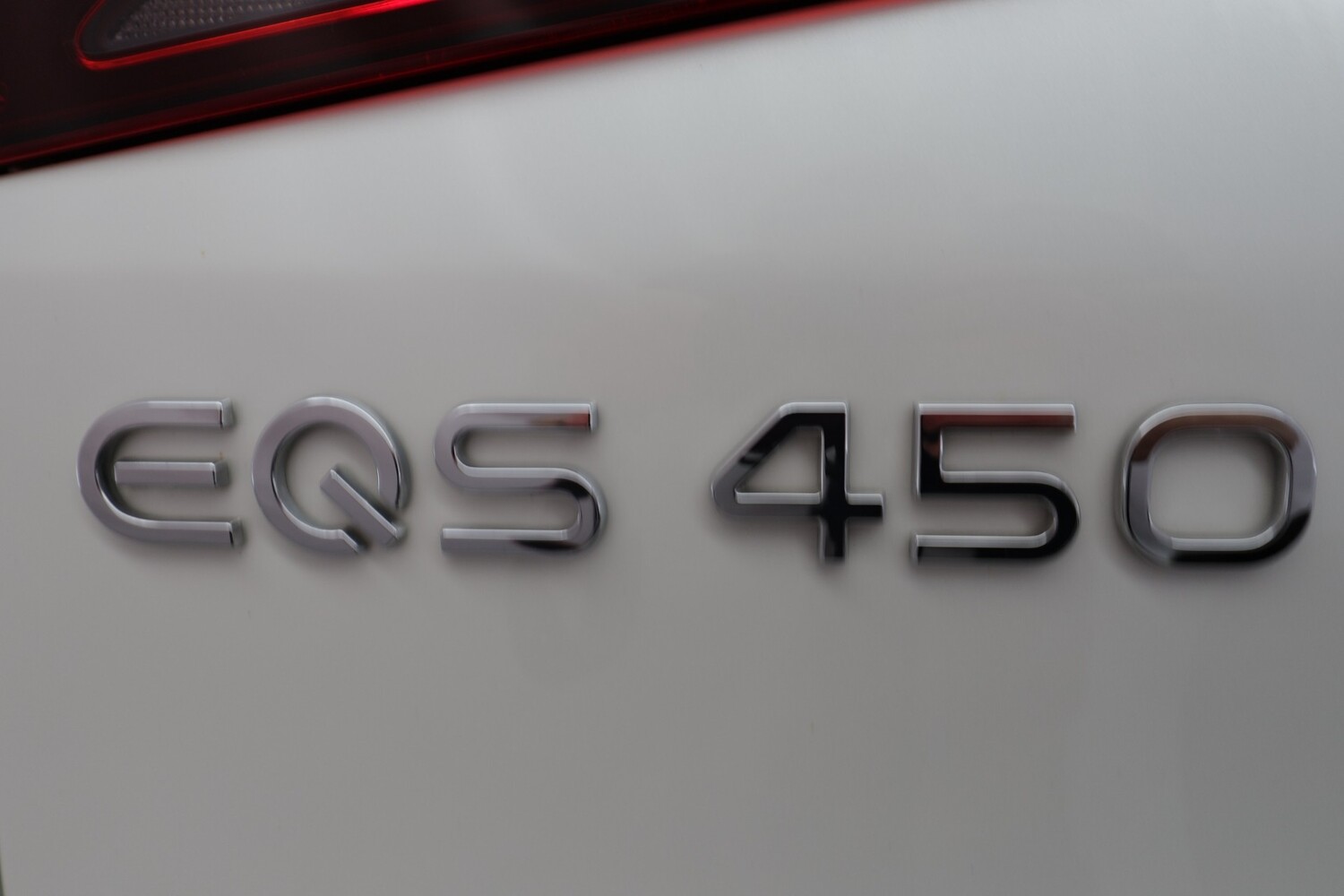 Mercedes-Benz EQS vaihtoauto