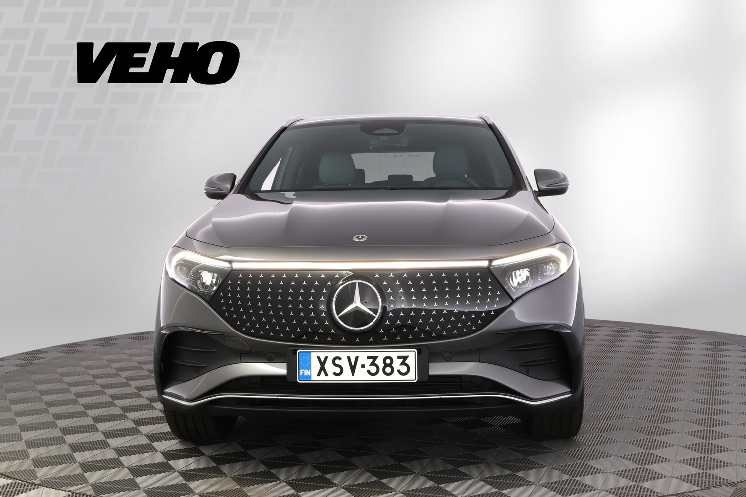 Mercedes-Benz EQA vaihtoauto