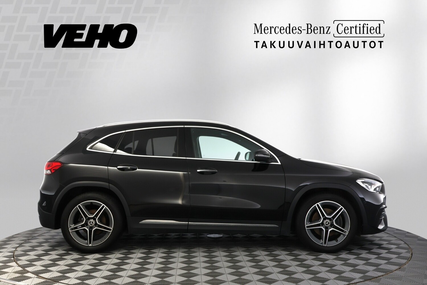 Mercedes-Benz GLA vaihtoauto