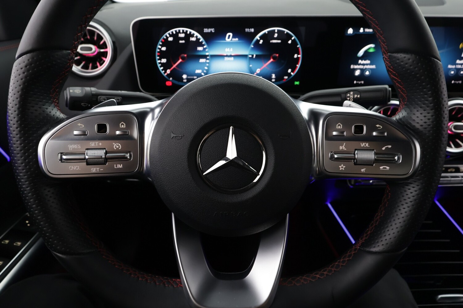 Mercedes-Benz GLA vaihtoauto