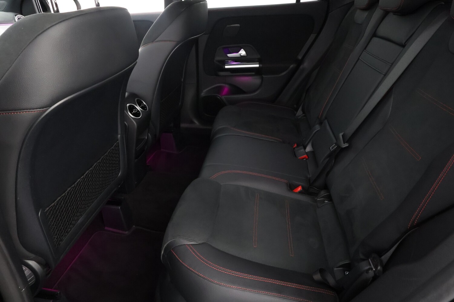 Mercedes-Benz GLA vaihtoauto
