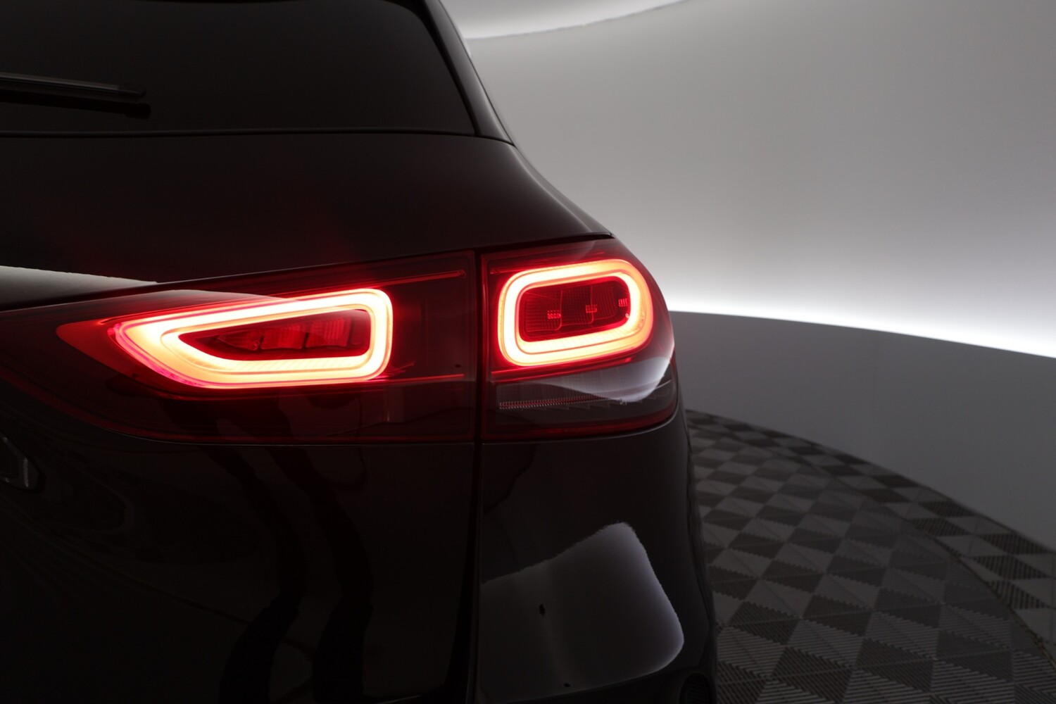 Mercedes-Benz GLA vaihtoauto