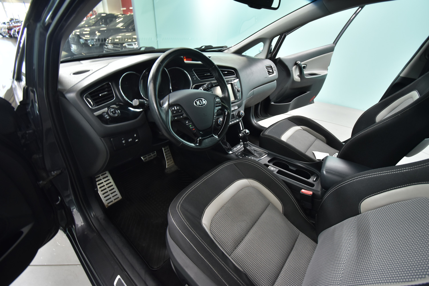 Kia Ceed vaihtoauto
