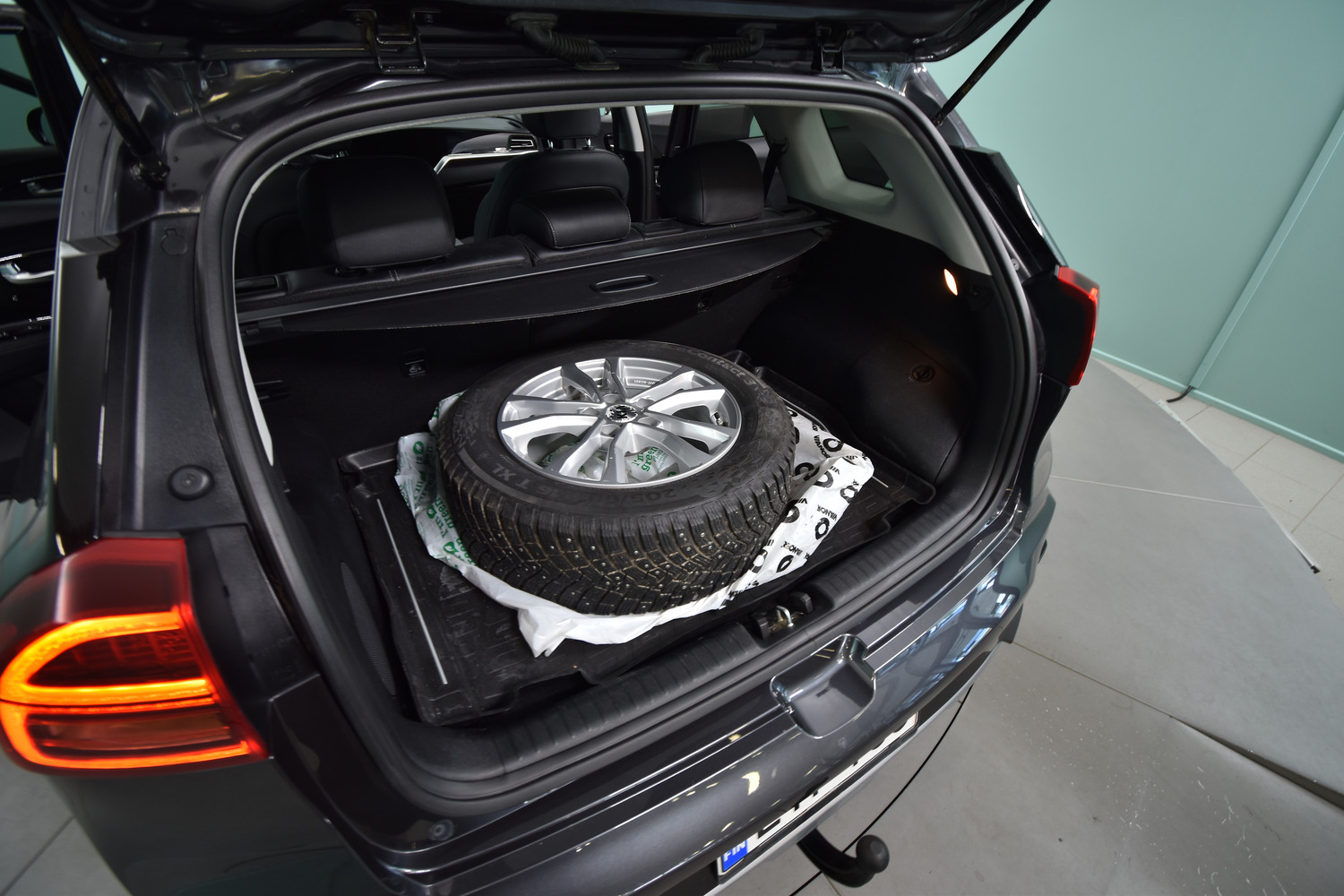 Kia Niro plug-in vaihtoauto