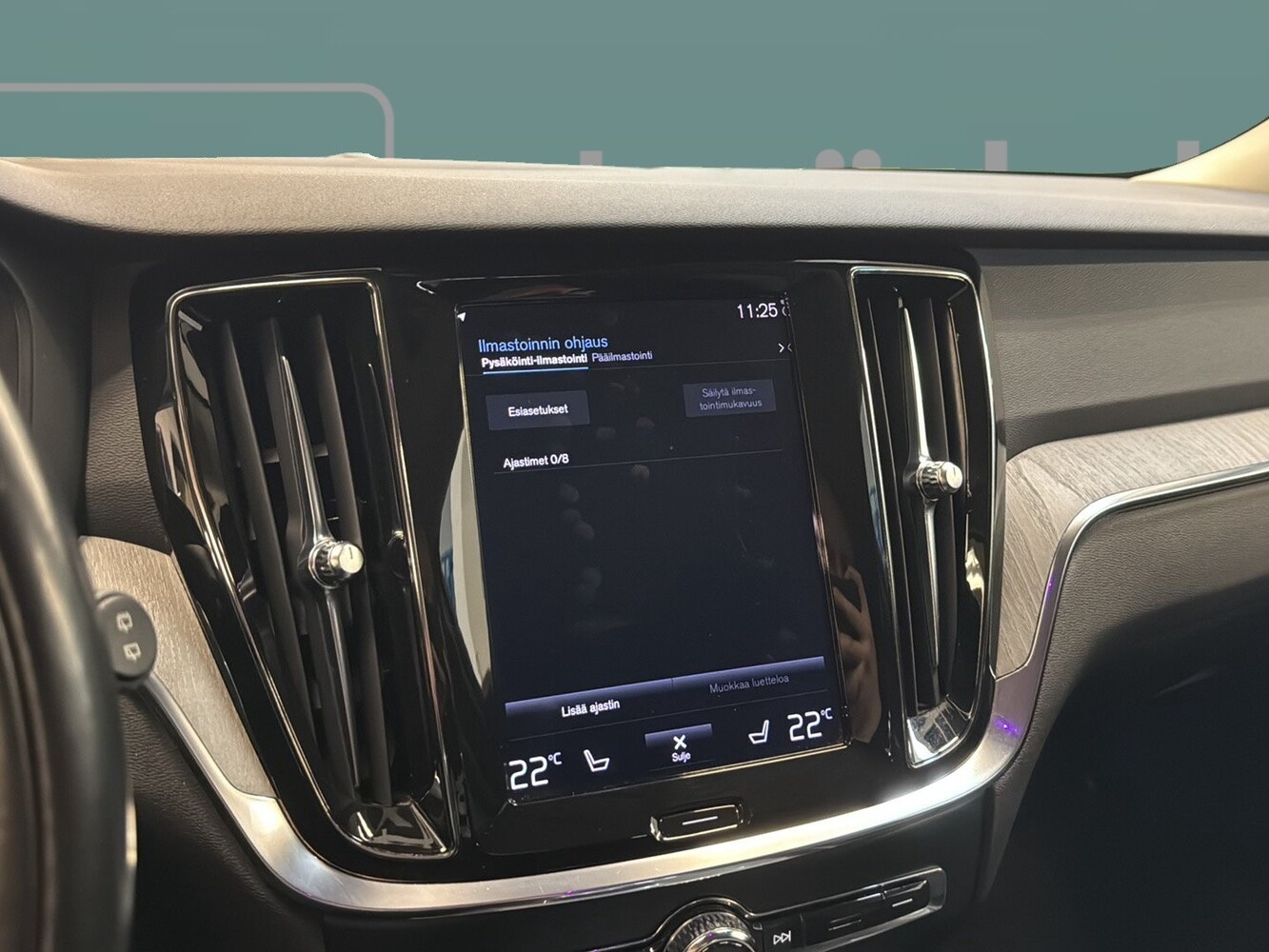 Volvo V60 vaihtoauto