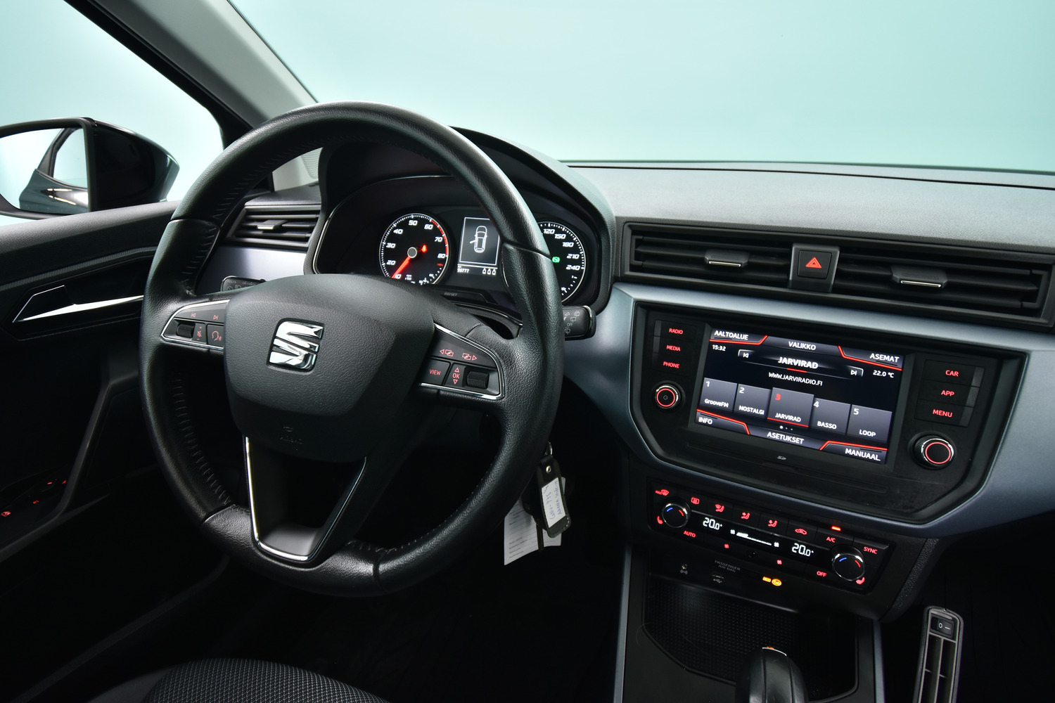 SEAT Arona vaihtoauto