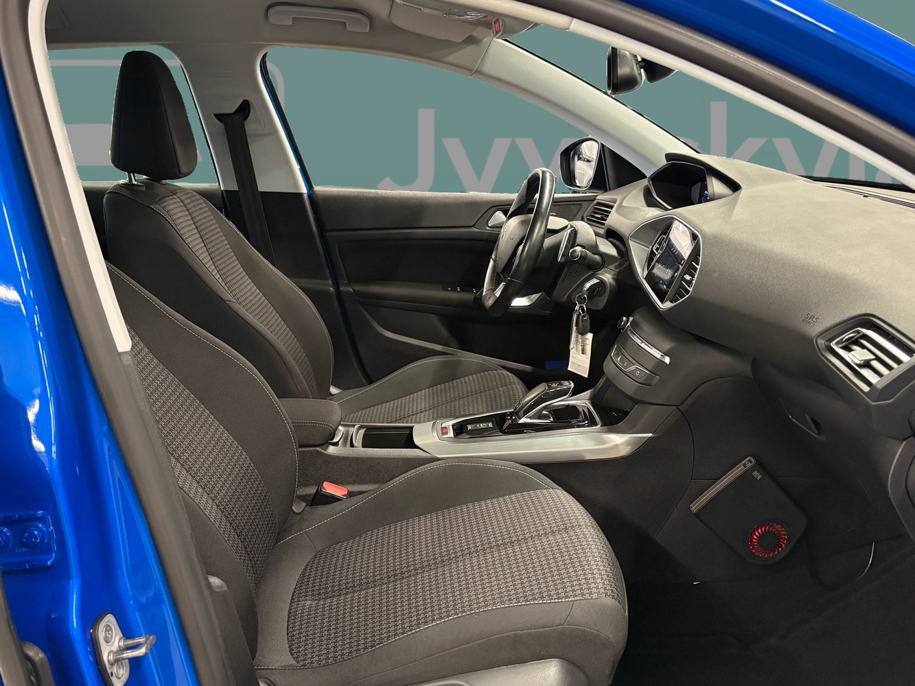 Peugeot 308 vaihtoauto